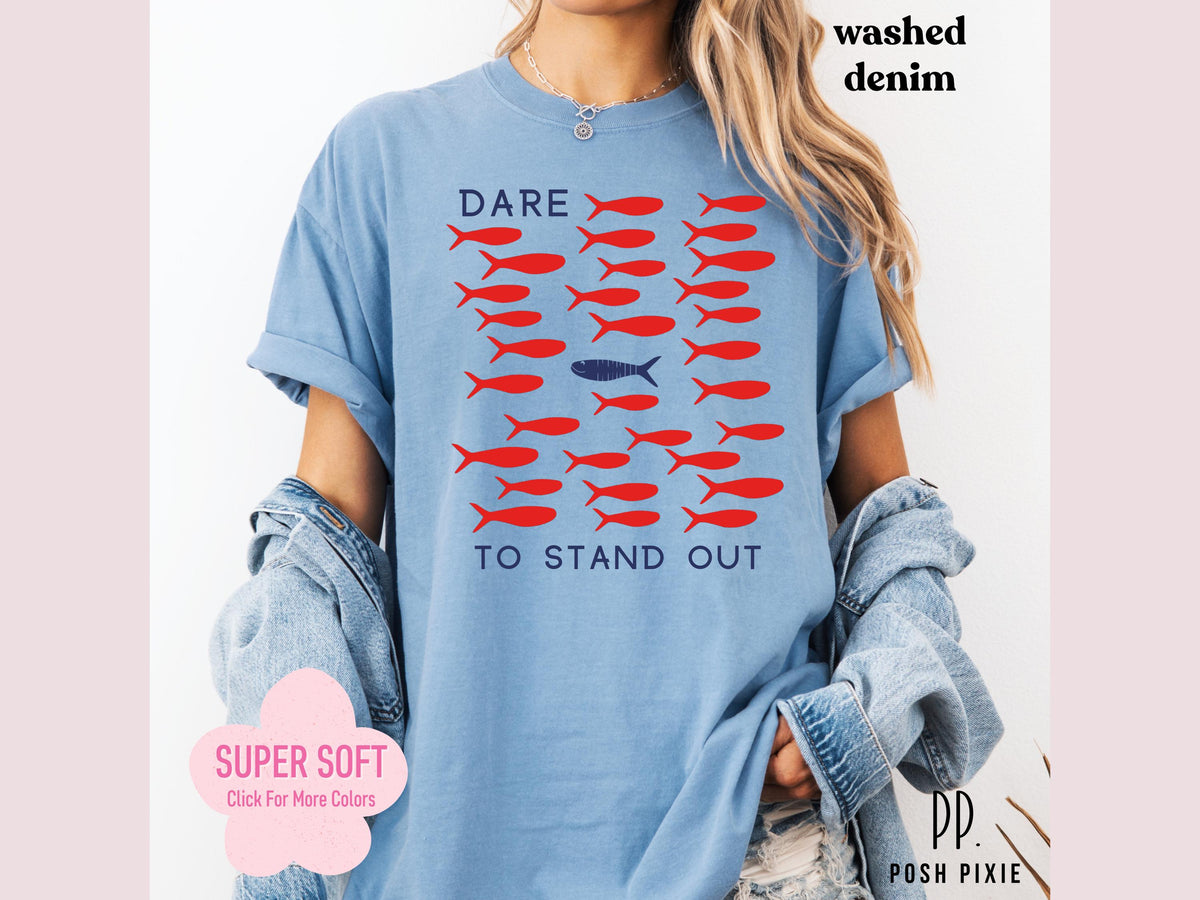 90s Retro Sea Animal T-Shirt: Vintage Tattoo Ocean Tee